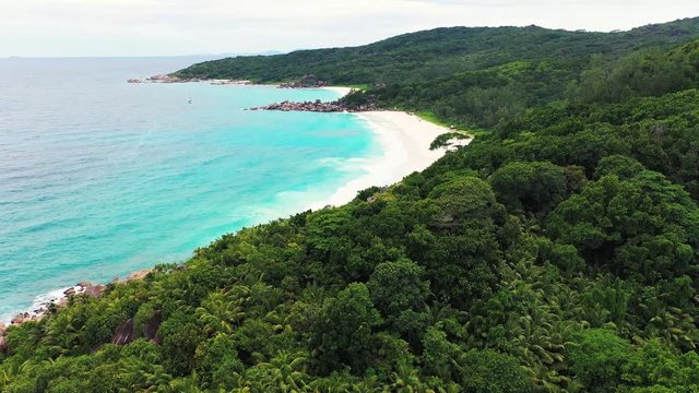 Flug &uuml;ber Grand Anse La Digue Seychellen