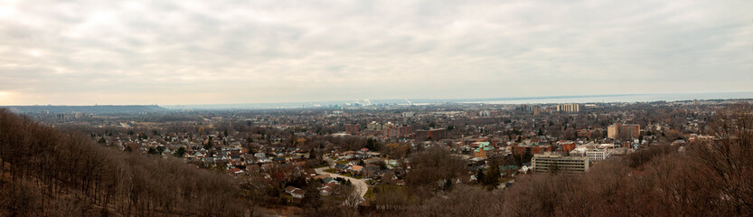 Fototapeta na wymiar Hamilton Ontario skyline from the devils punch bowl. Panoramic format