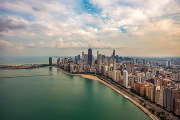 Naklejka premium Aerial view of Chicago waterfront