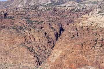Vue sur la faille de la vallée de Dana, Jordanie