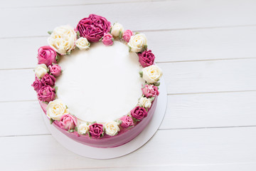 Obraz na płótnie Canvas Pink roses cake. Concept of wedding, birthday, mother's day , woomens day (8 march), Valentine's day,