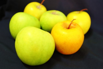 Yellow apples