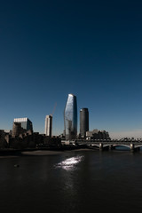 Obraz premium Wide shot of One Blackfriars over the Thames and the Blackfriars bridge