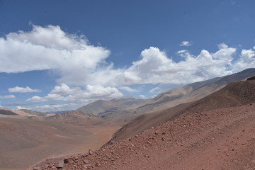 Naklejka premium road in desert