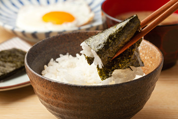 海苔とご飯