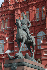 Fototapeta na wymiar Monument to Marshall Zhukov in Moscow.
