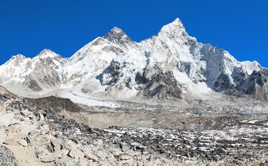 Fototapeta na wymiar Mount Everest Panoramic view of himalayas mountains