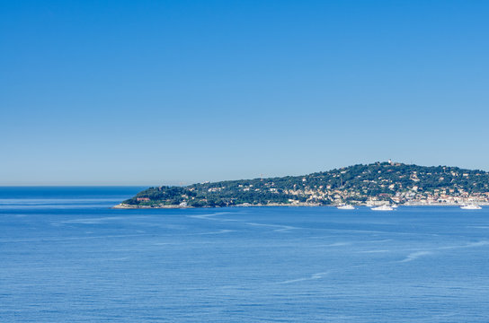 View across the Baie de Saint-Laurent