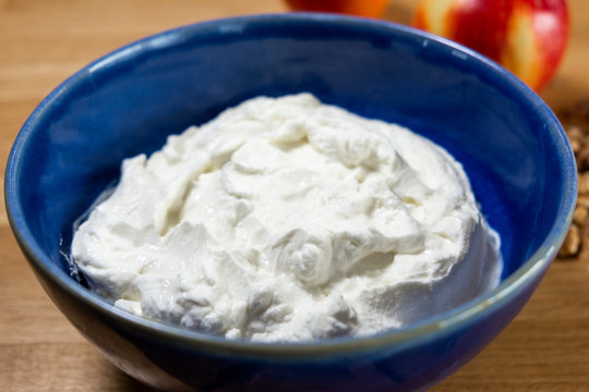 Speisequark in einer Sch&uuml;ssel