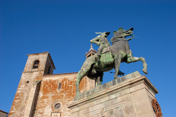 Statue of Hernán Cortes in the Plaza de Trujillo