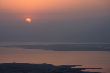 Sonnenaufgang am toten Meer