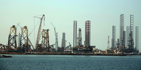 Construction of harbor cranes