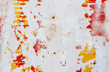 壁紙を剥がした後の壁