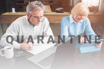 Obraz premium Old enterpreneur and his partner are working together on differe