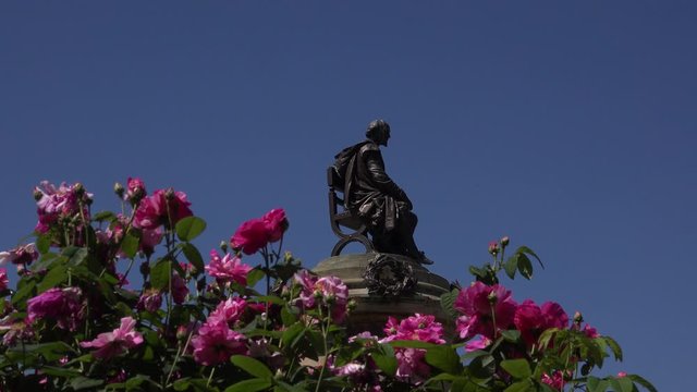 Stratford upon Avon statue of William Shakespeare UK 4K
