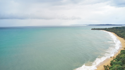 Fototapeta na wymiar tropical bluff beach in panama