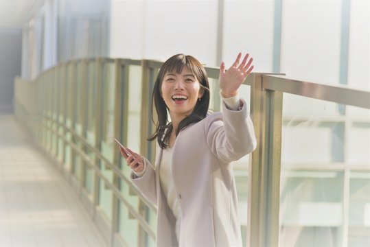 「手を振る」の画像 - 9,750 件の Stock 写真、ベクターおよびビデオ | Adobe Stock