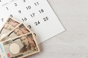 カレンダーとお金