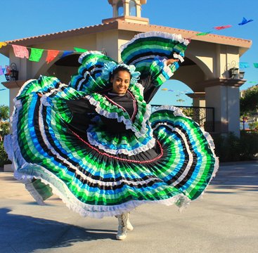 Mujer Folclore jalisco 6