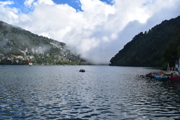 Fototapeta na wymiar Nainital