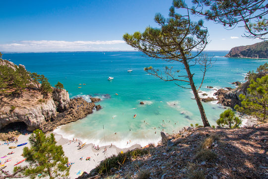 Virgin island's creek also known as Point of Saint Hernot, Crozon, Brittany, France