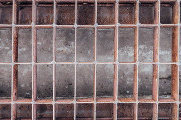 Manhole cover mesh plattern