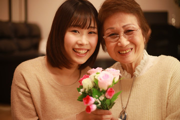 笑顔の女性たち