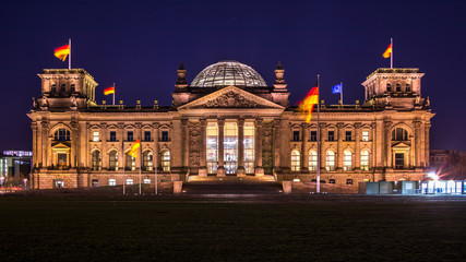 Fototapeta na wymiar The Reichstag Parliament in Berlin in long exposure at night
