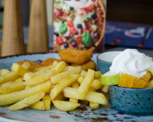 food, fries, french, potato, fried, snack, french fries, meal, chips, fast, lunch, plate, potatoes, fat, dinner, unhealthy, chip, white, fast food, dish, fry, cooked, yellow, restaurant, isolated