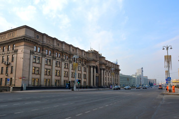Fototapeta na wymiar Minsk, Belarus - March 29/03/2020: Building of the Central Post Office. A sample of the Stalinist Empire on Independence Avenue