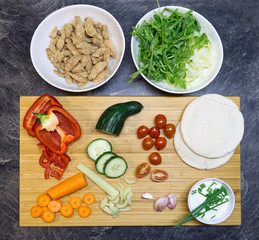 Pitta Bread with Salad & Soy meat, Preparation