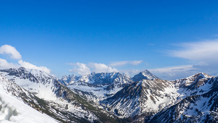 Fototapeta na wymiar Snowy panorama in High Tatras, Slovakia and Poland border