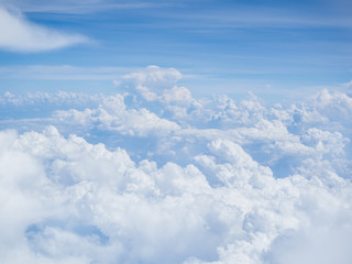 Fototapeta na wymiar View of blue sky background with white cloud