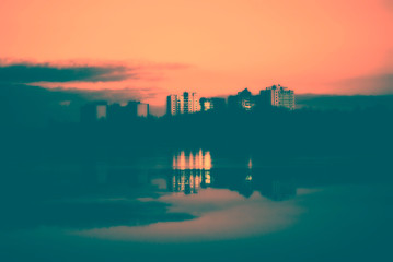 Fototapeta premium city ​​reflection in water