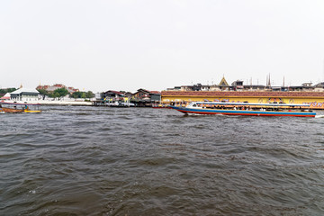 Naklejka premium Bangkok's Chao Phraya River in Thailand