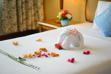 Fototapeta na wymiar Towel looklike animal in luxury hotel