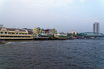 Naklejka premium Bangkok's Chao Phraya River in Thailand