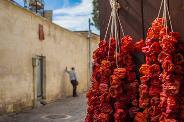 food, red, market, pepper, fresh, vegetable, dried, healthy, flowers, dry, flower, street, green, pepper, plant, ingredient, chili, nature, berry, organic