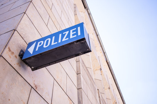 Polizei Revier Schild