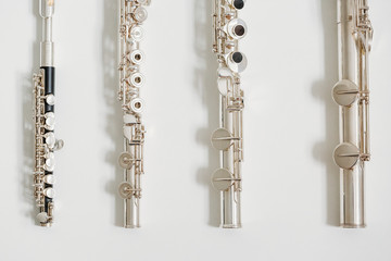 Flutes in line