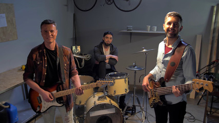 Fototapeta premium Musicians have a rehearsal in the garage