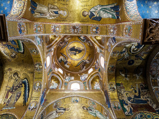 Fototapeta na wymiar looking up to the beautiful painted ceiling of a church in Italy