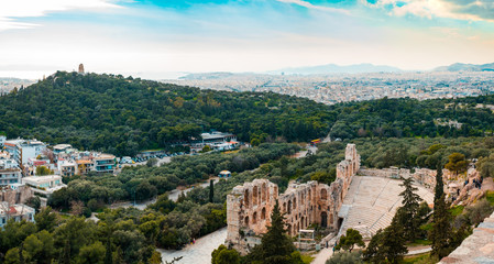 Fototapeta na wymiar Panoramic view of the Odeon of Herodes Atticus and Athens city