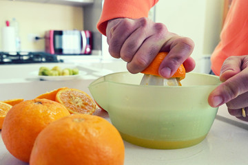 fresh orange juice to drink for breakfast