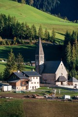 Fototapeta na wymiar Dolomites village church