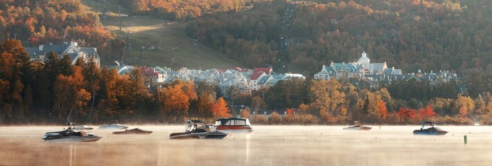 Fototapeta premium Morning foggy lake