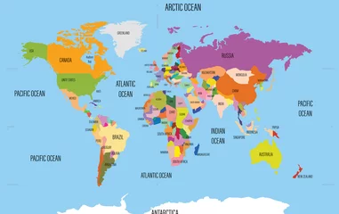 Weltkarte mit Namen von Ländern und Ozeanen. Reisebürokonzept © New Africa