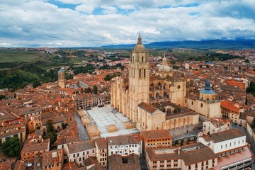 Fototapeta na wymiar Segovia Cathedral aerial view