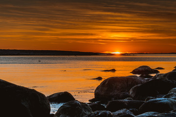 Fototapeta Zachód słońca w Parku Narodowym Ytre Hvaler w Norwegii obraz