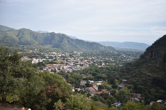Paisaje del pueblo m&aacute;gico de Malinalco